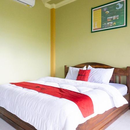 เรดดอร์ซ เนียร์ เซนารู รินจานี Hotel เซอนารู ภายนอก รูปภาพ
